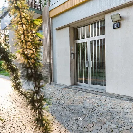 Garden Flat-2